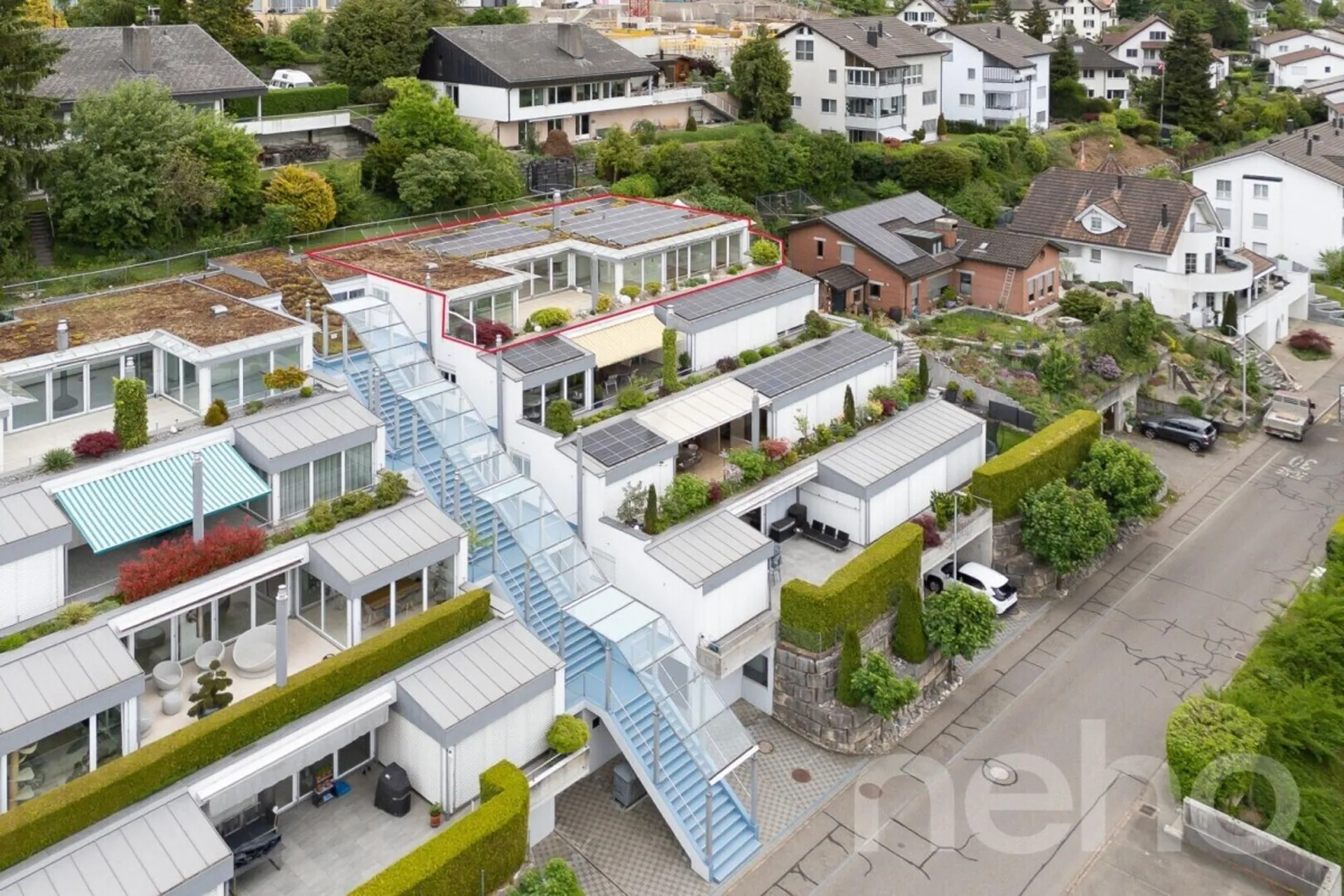 Terrassenhaus mit Blick über Bremgarten