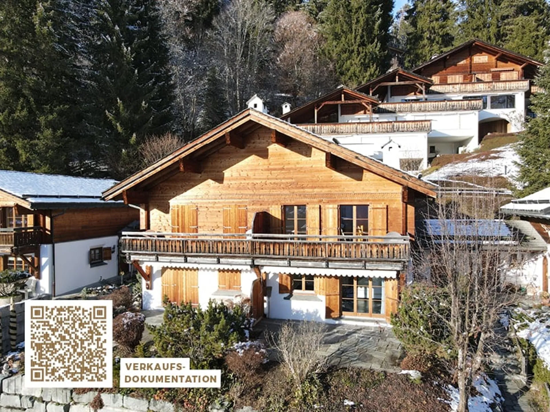 Charmante Haushälfte mit Galerie und Bergblick in Laax