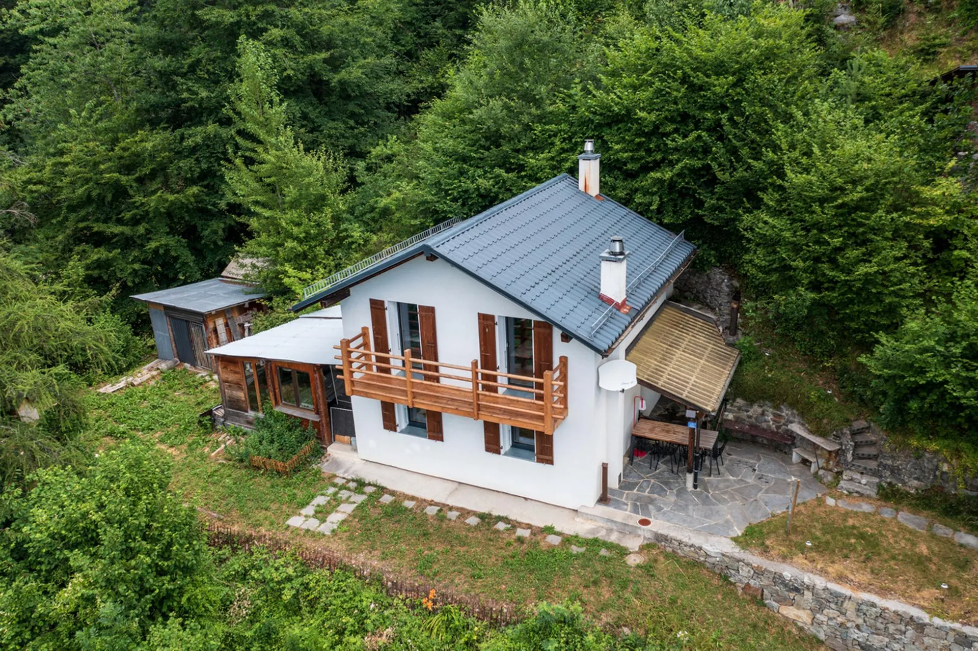 Magnifique chalet rénové sur une parcelle de 3'932 m2