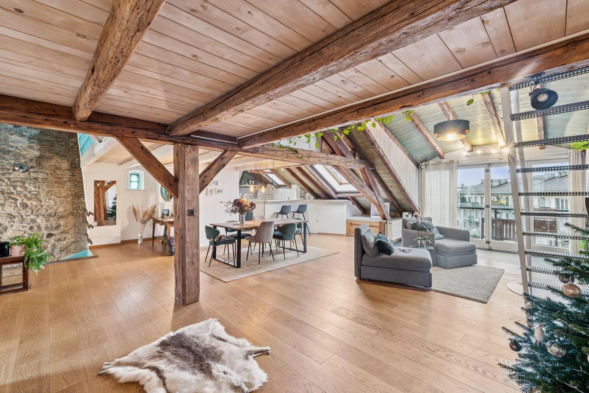 Vente en bloc de deux lots - Magnifiques appartements à Plainpalais
