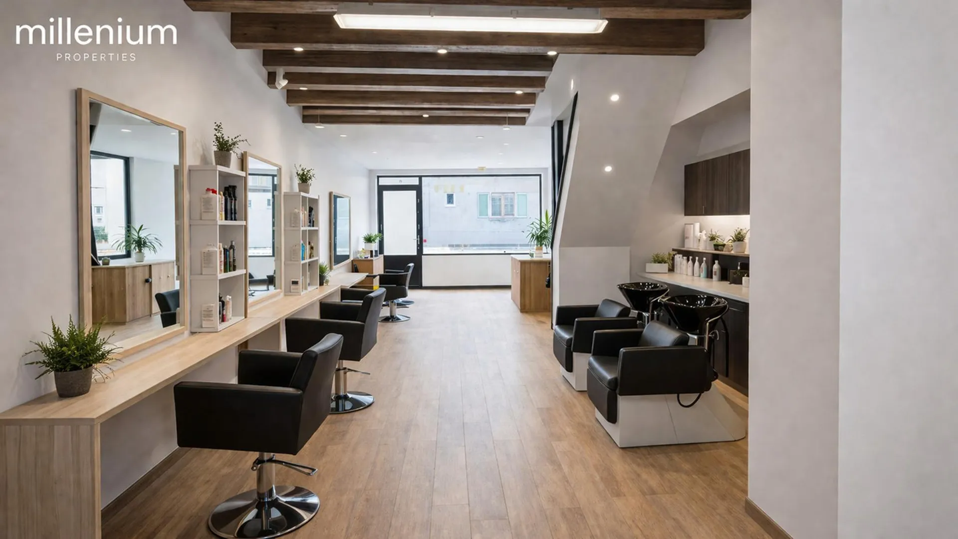 Maison avec local commercial au coeur du village de Vernier