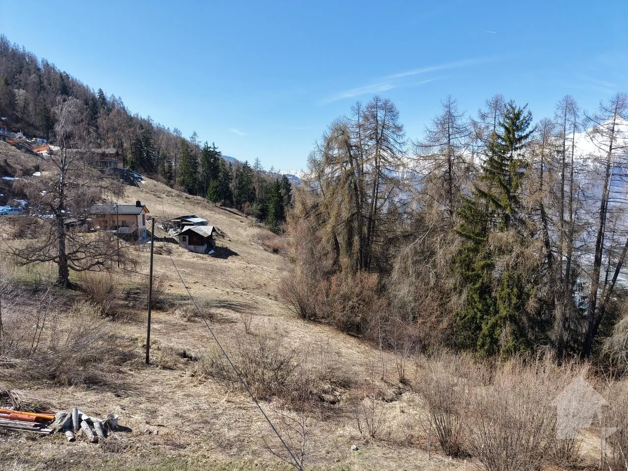 Chalet sur plan (Permis en force)