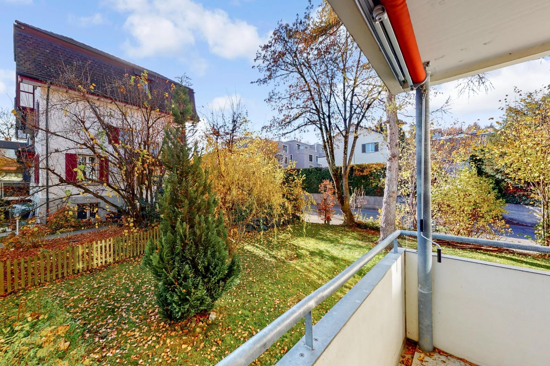 Helle und familienfreundliche 3.5-Zimmer-Wohnung in Rüschlikon