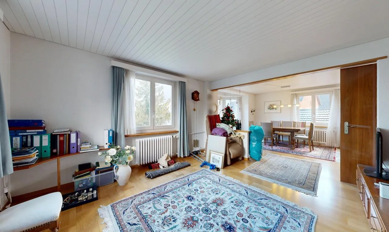 4-Zimmerhaus mit Ausbaupotenzial an ruhiger und doch zentraler Lage