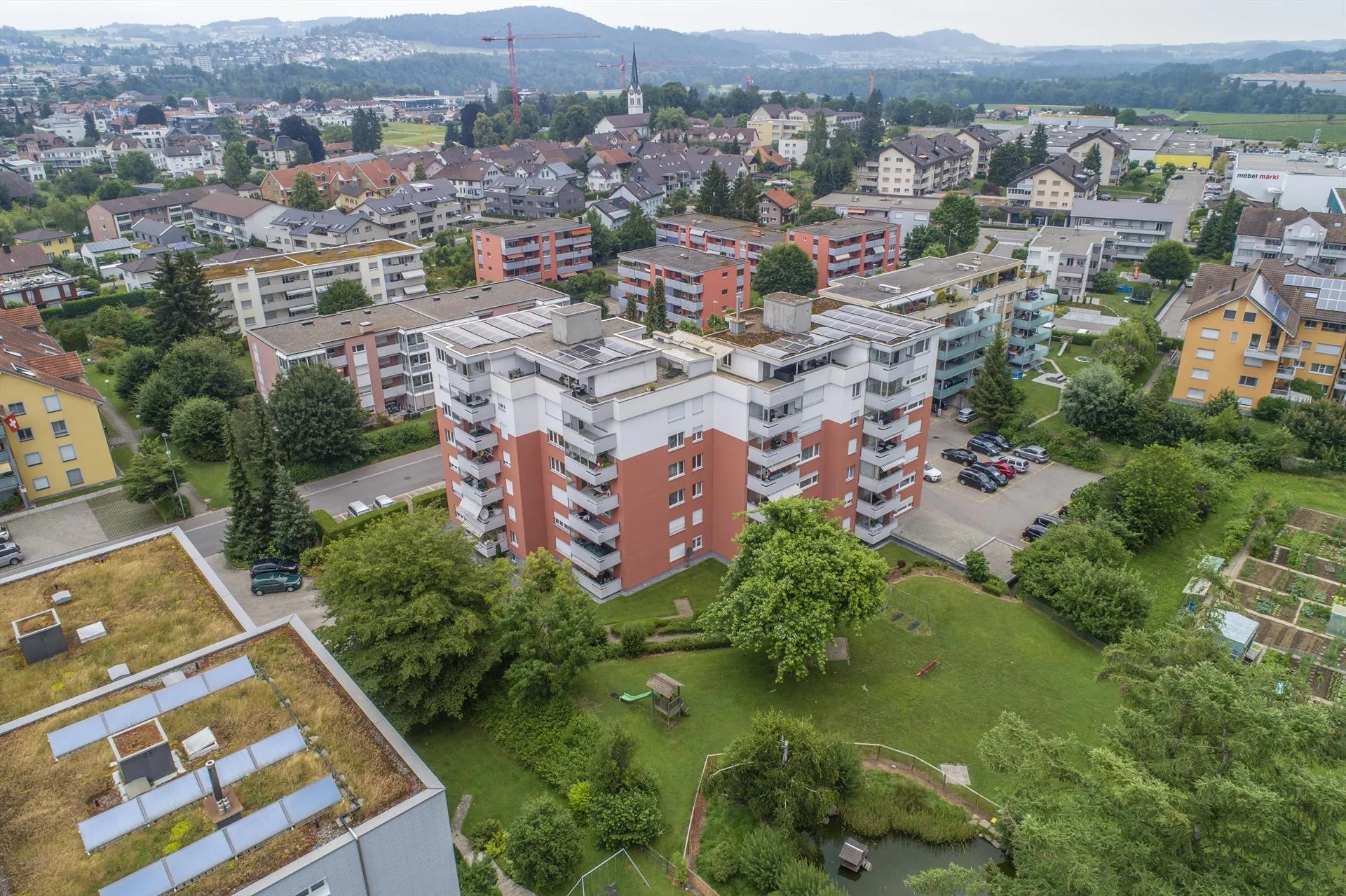 Helle 5.5 Zimmer-Attikawohnung mit Traumterrasse zu vermieten!