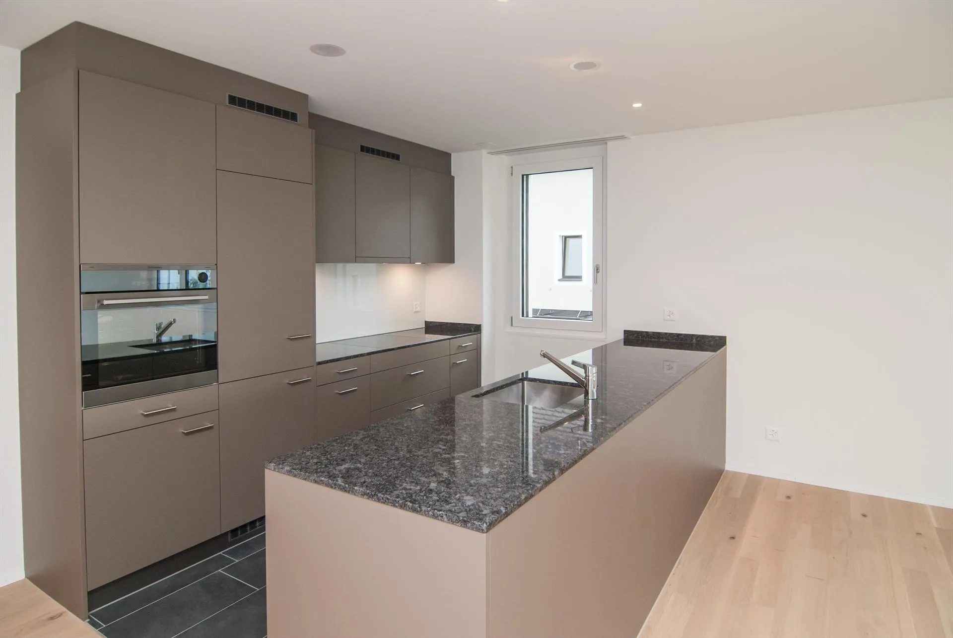 Moderne Wohnung an ruhiger Lage