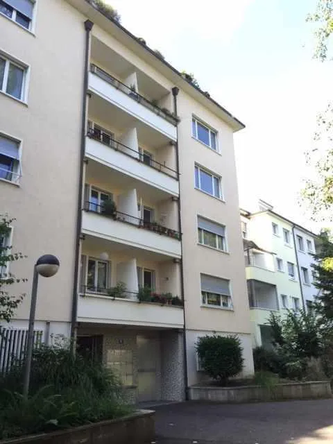 Grosszügige 3-Zimmerwohnung nähe Neubad Tramstation