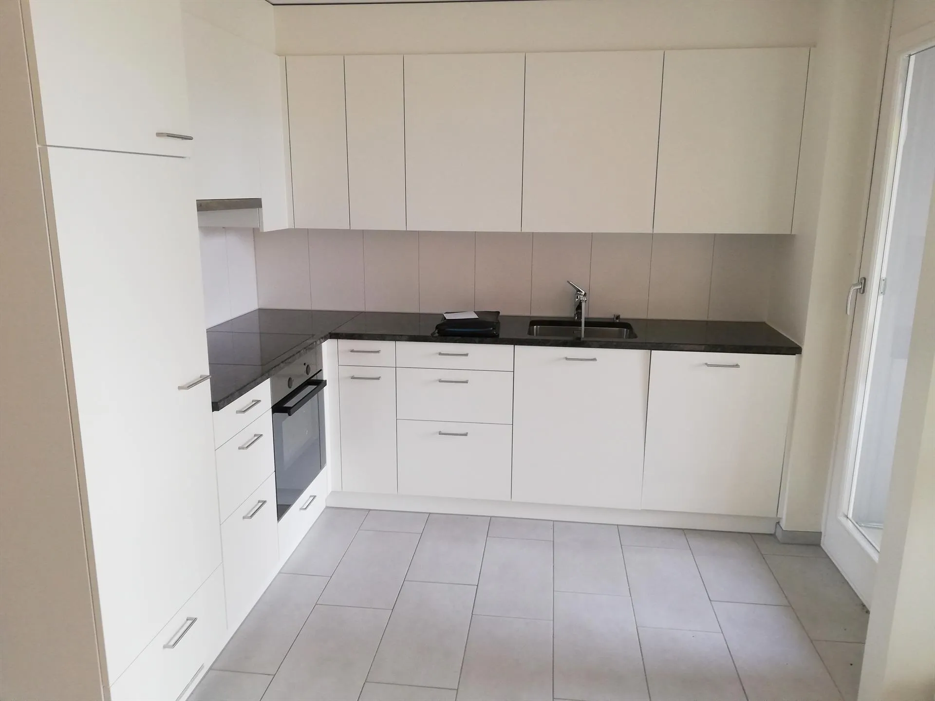 .35 Zimmerwohnung in ruhig gelegener Ueberbauung im Grünen