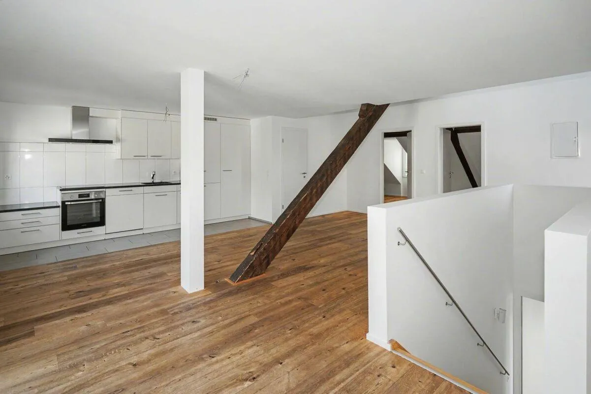 Exklusive 3.5-Zimmer-Attikawohnung mit Terrasse & hochwertigem Ausb...
