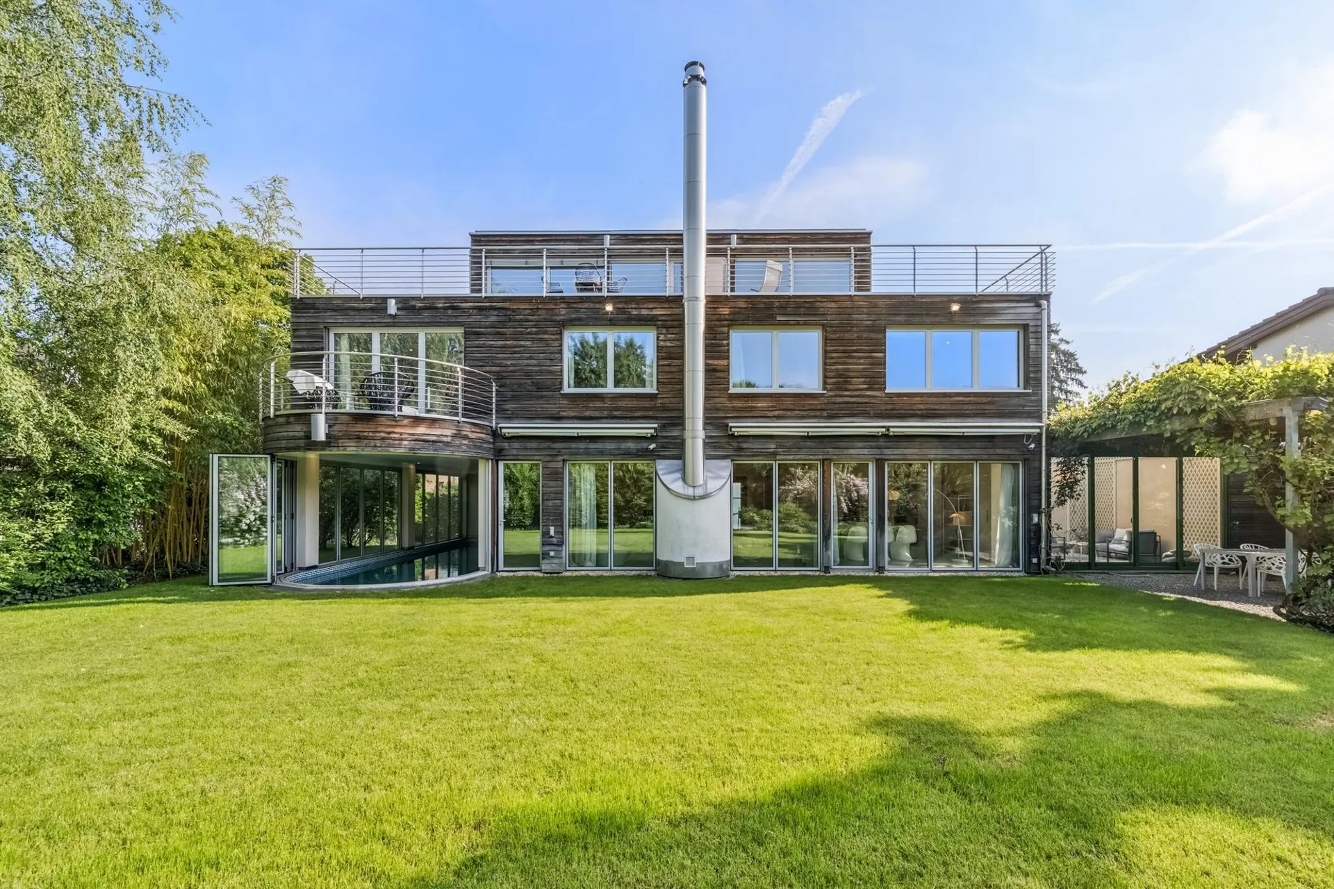 Exklusives Wohnerlebnis mit Pool & aussergewöhnlichem Garten