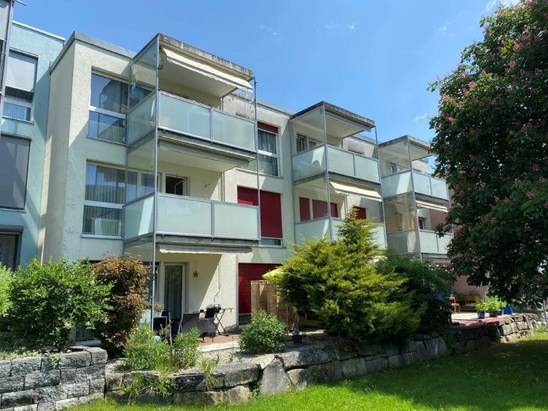2 1/2-Zimmerwohnung, 2. Stock mitte