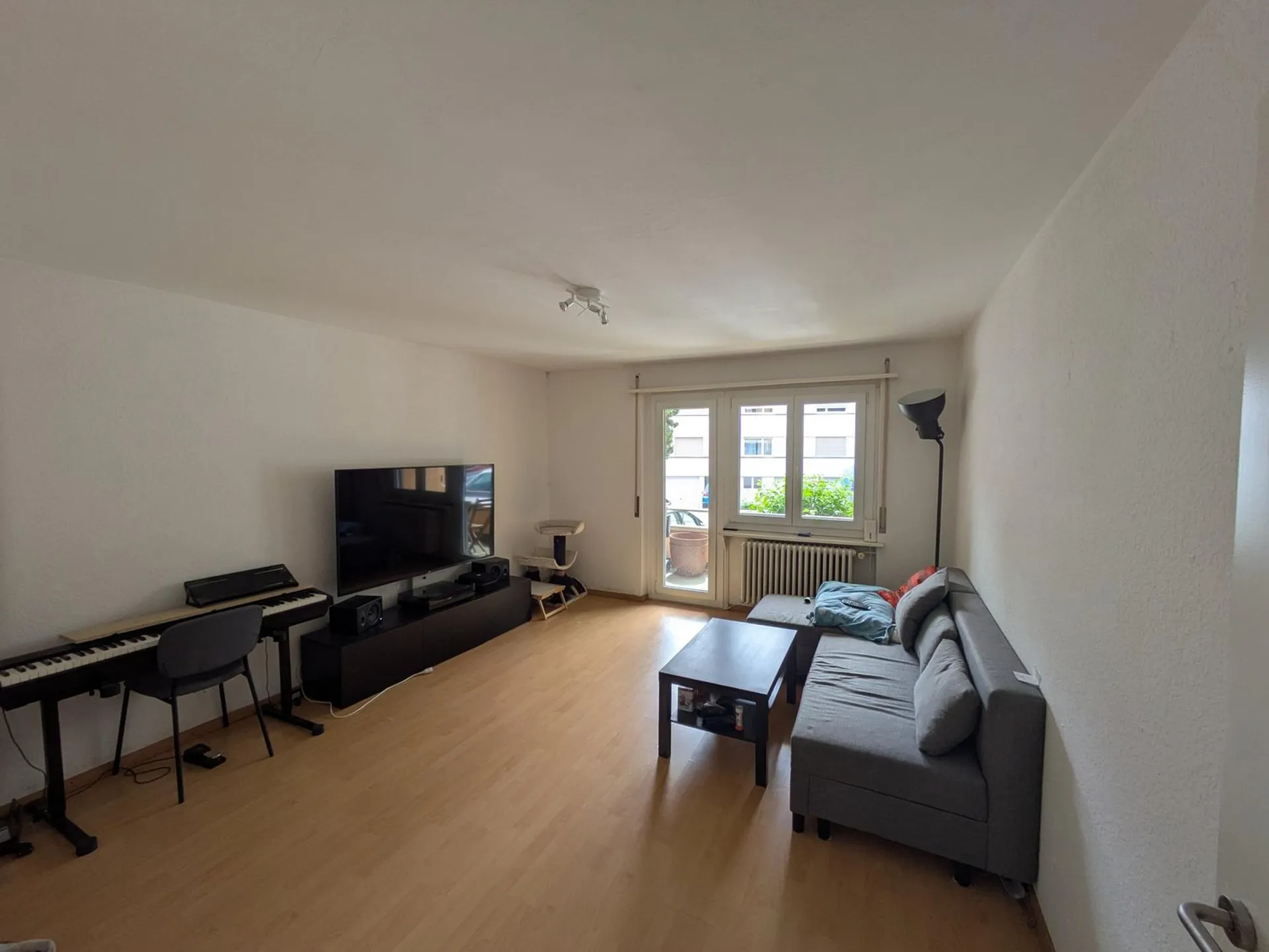 Gemütliche 3-Zimmerwohnung mit Balkon in Brügg