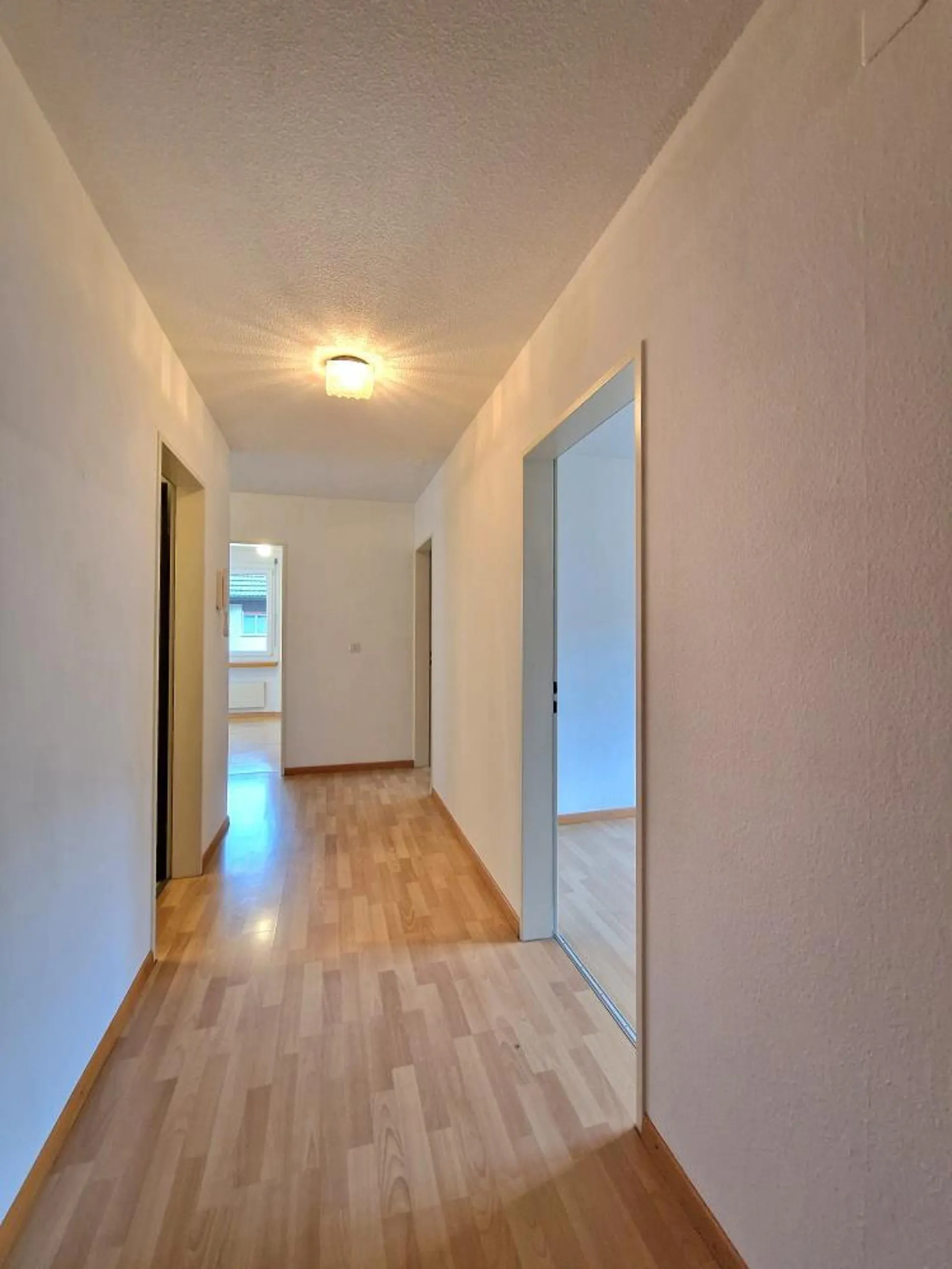 Attraktive Wohnung auf dem Land!**S P E Z I A L A N G E B O T**