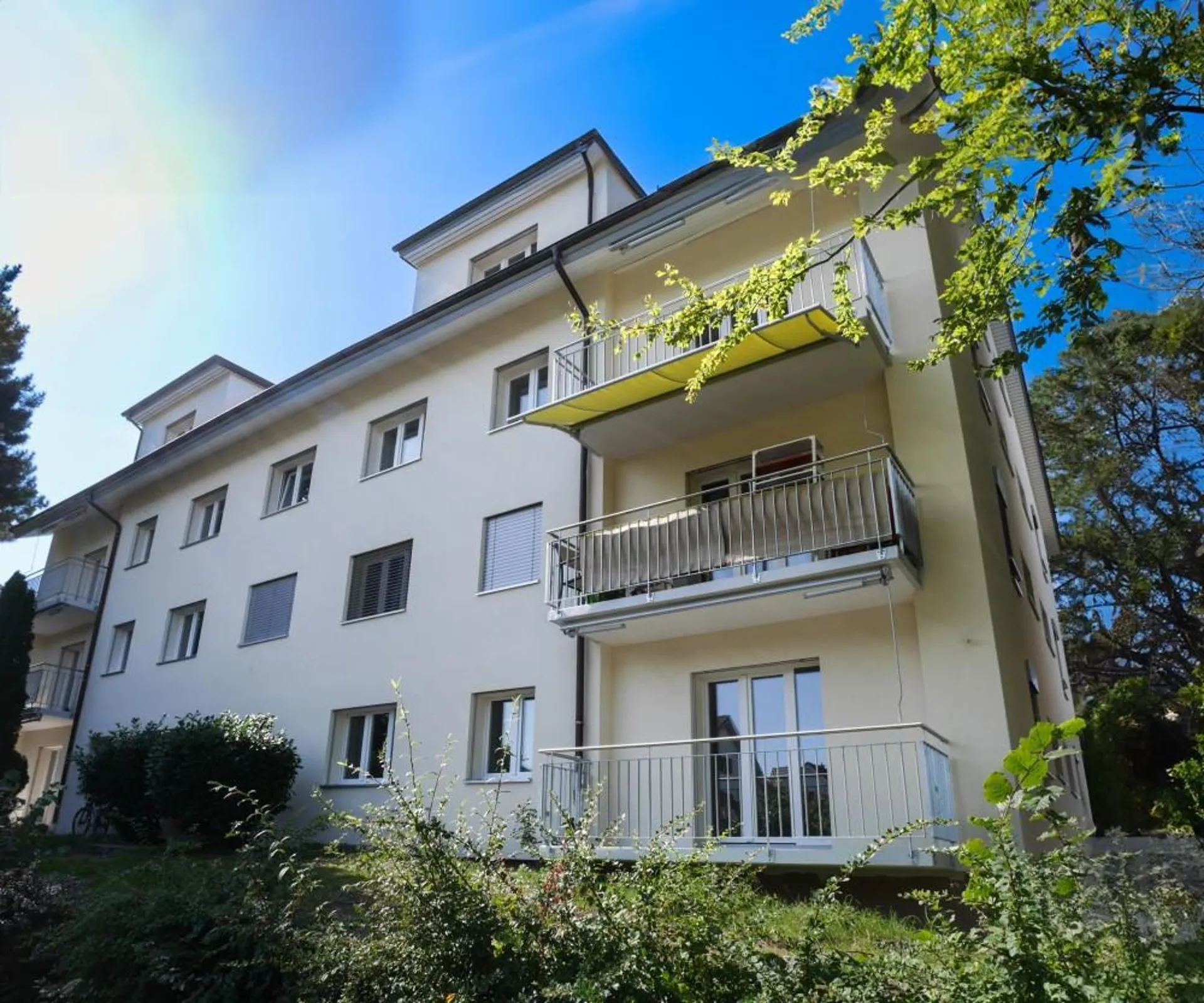Wunderschöne Wohnung mit Gartensitzplatz!