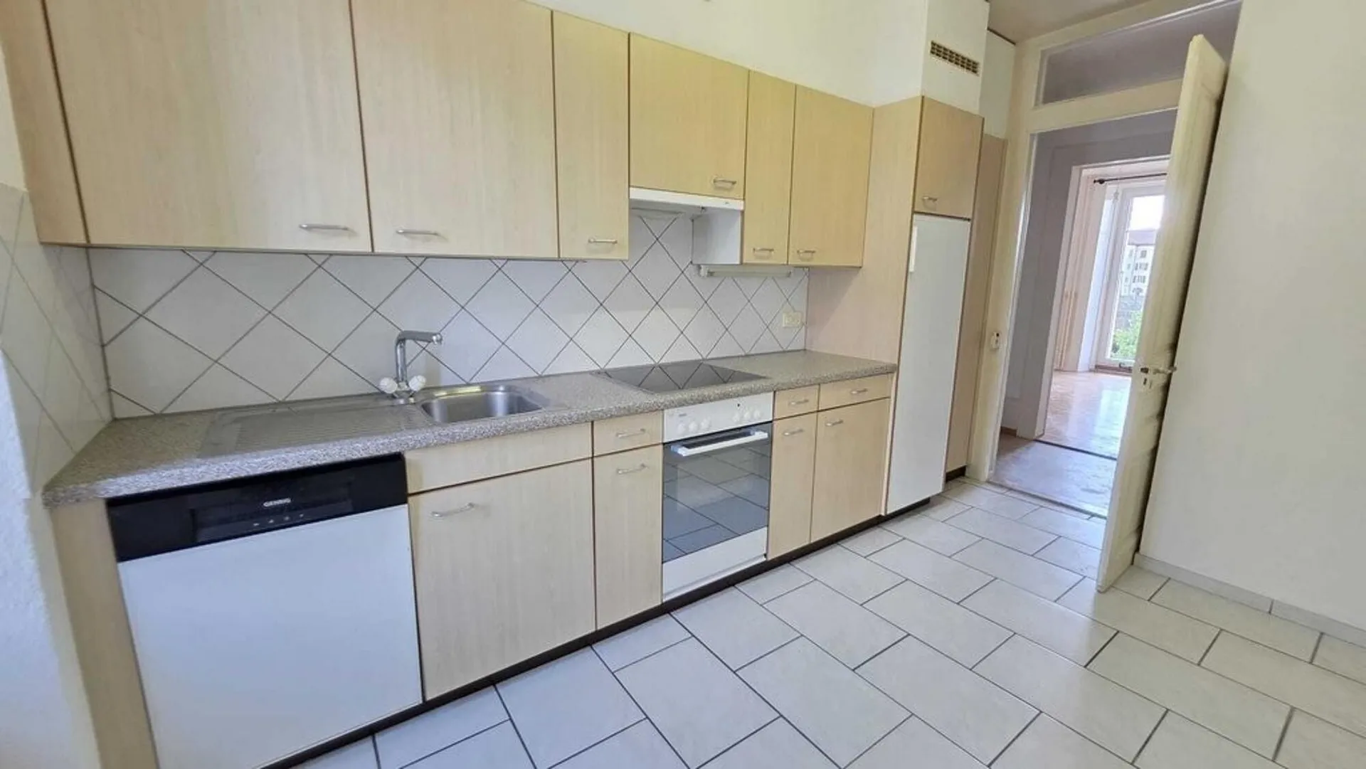 Joli appartement proche des commodités avec balcon