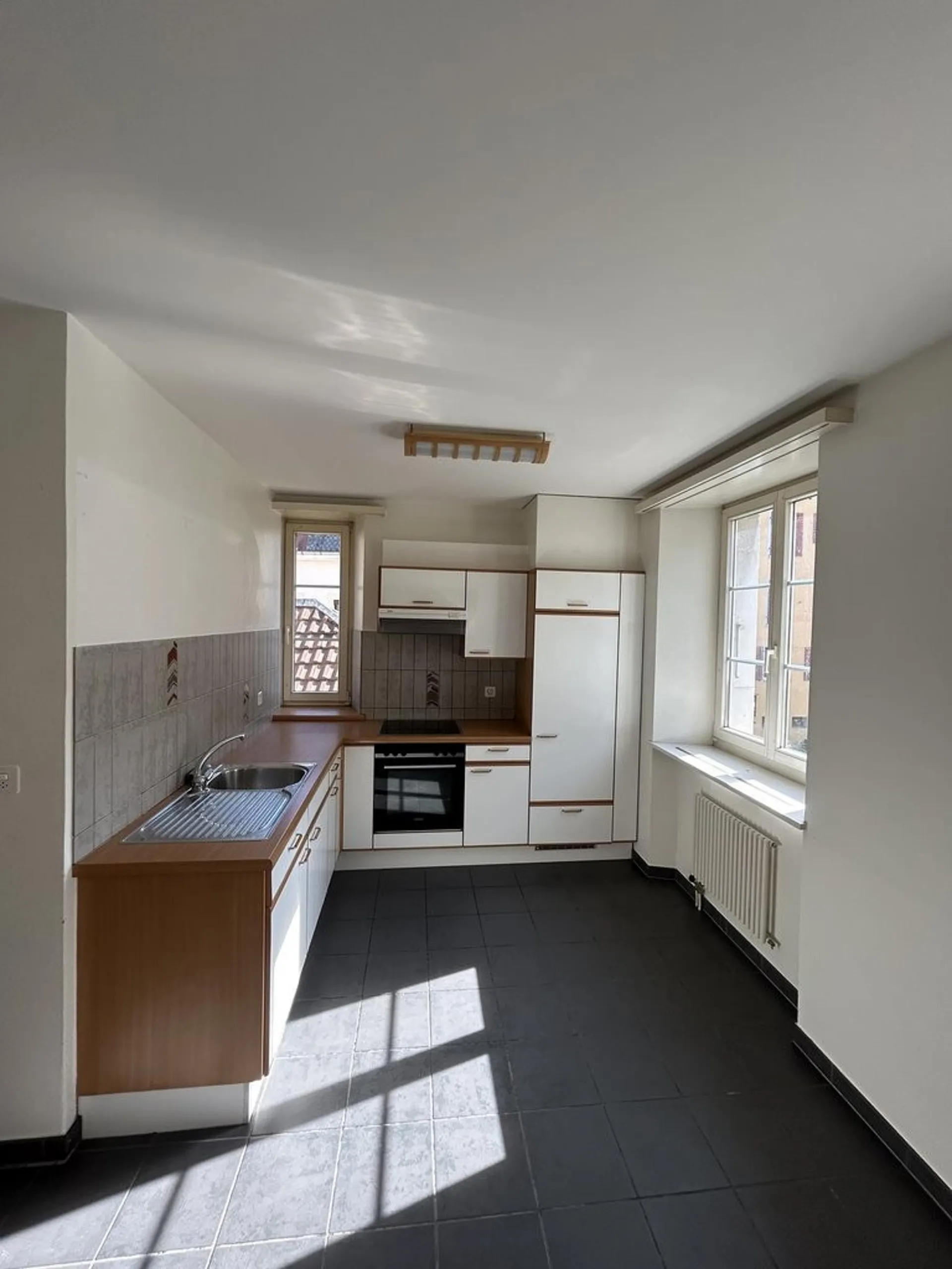 JOLI APPARTEMENT DE 2.5 PIECES TOUT CONFORT