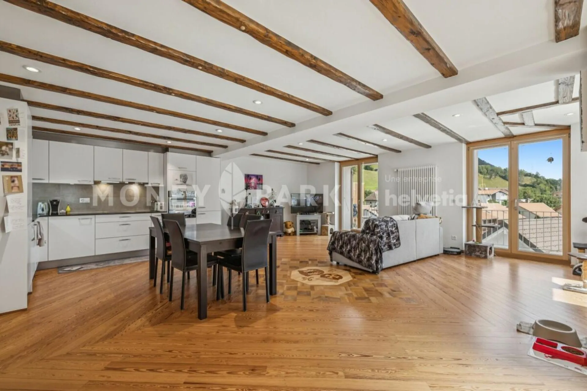 Bel appartement lumineux de 2.5 pièces