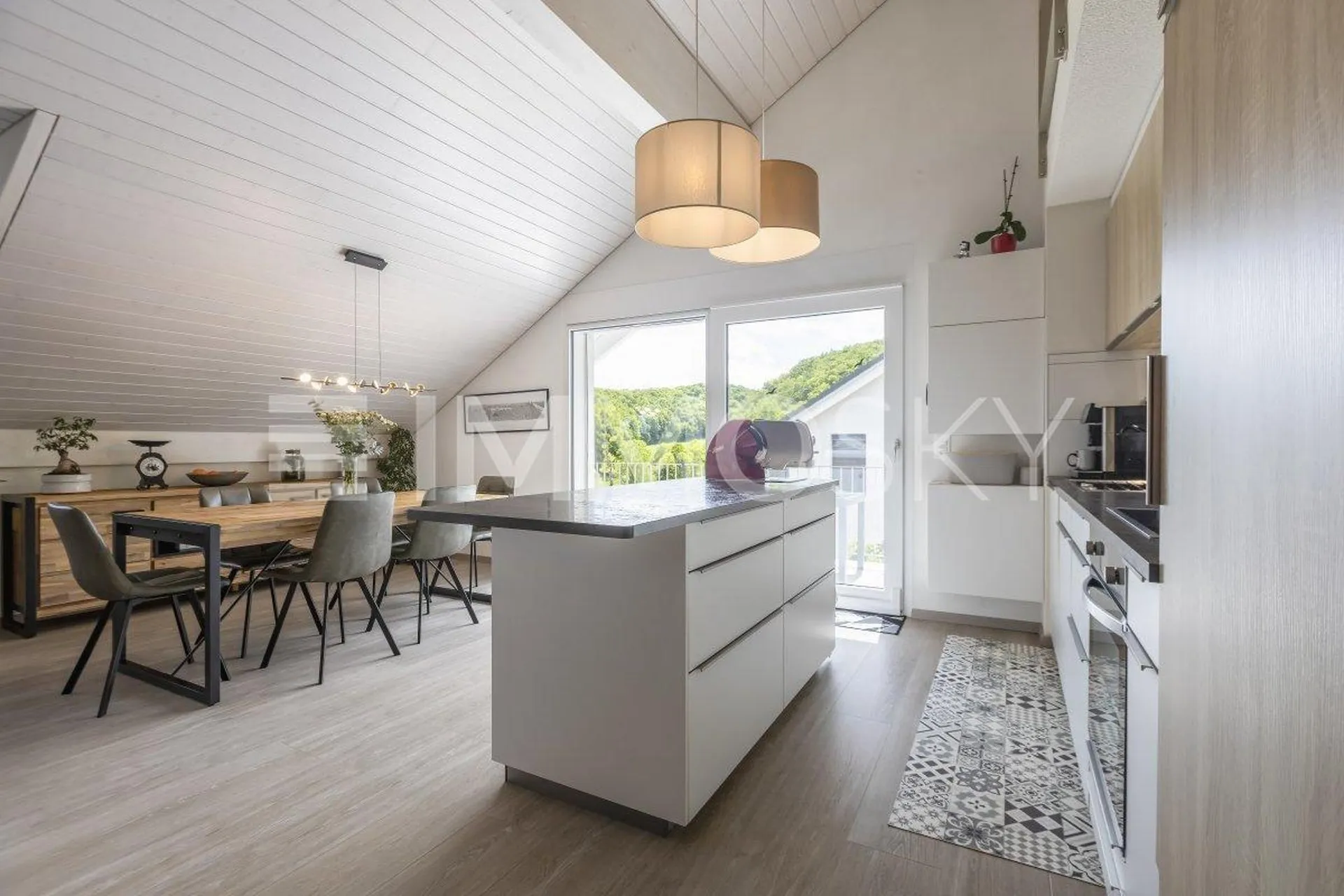 Appartement 4.5 pces spacieux et moderne à 10 min. de la Sarraz