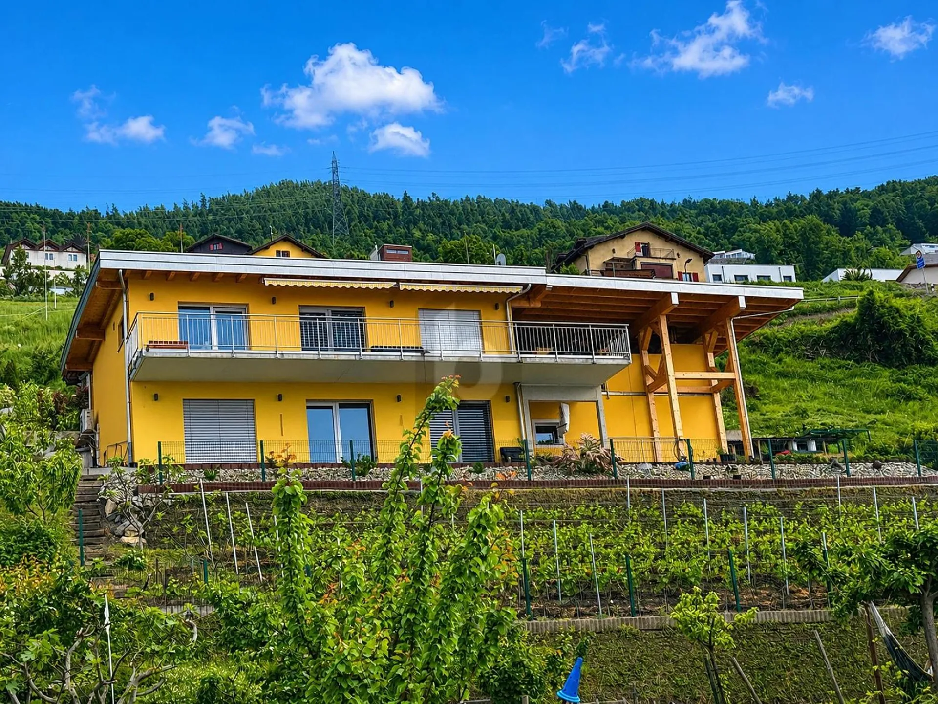VUE EXCEPTIONNELLE - VILLA MODERNE AVEC STUDIO