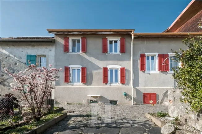 5.5 Room row house