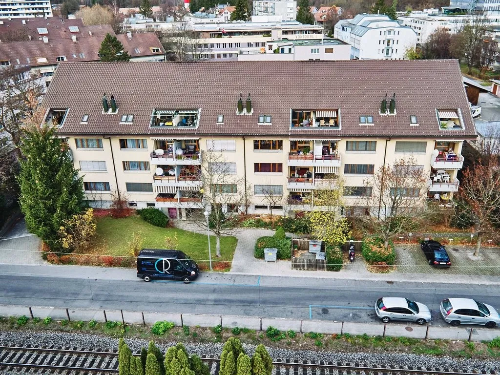 Einstellhallenplatz nächst Weyermannshaus gesucht?