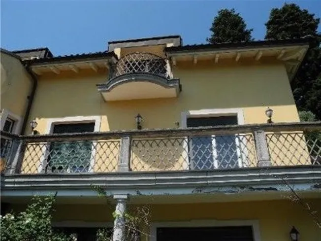 *Einfamilienhaus*