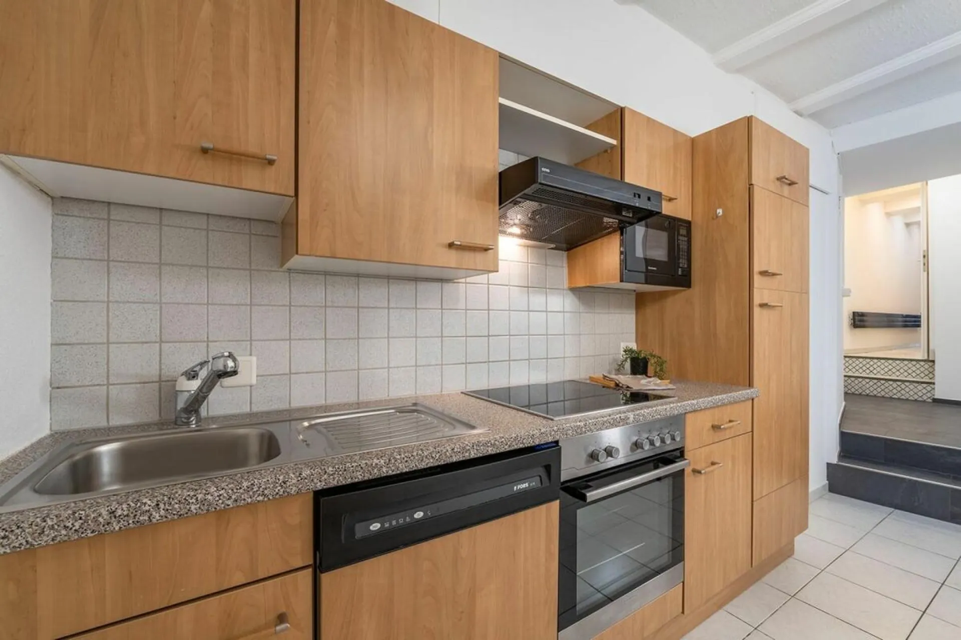 Top Gelegenheit - möblierte WG-Zimmer in Brugg AG