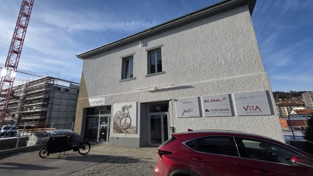 Local commercial au 1er étage