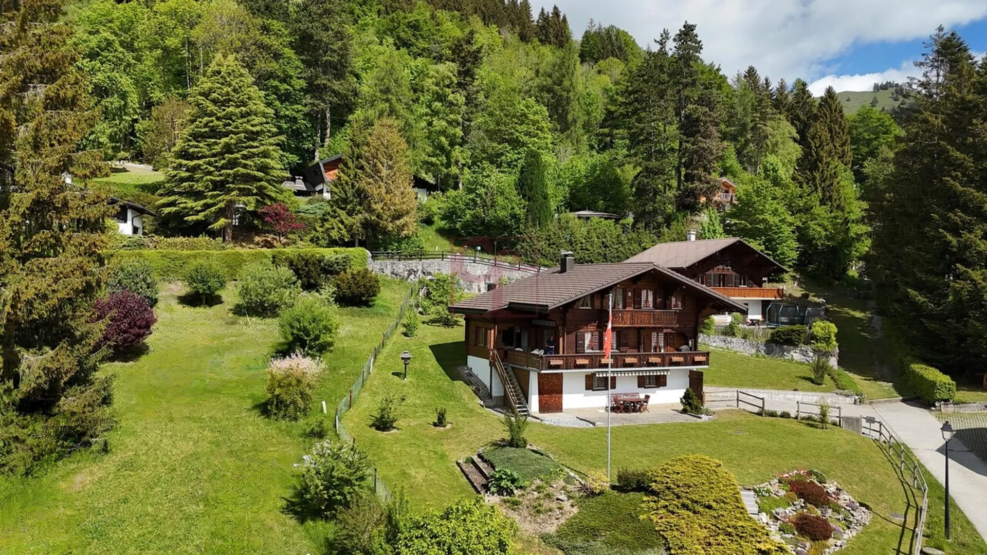 Magnifique chalet de 7,5 pièces à Crésuz en Gruyère