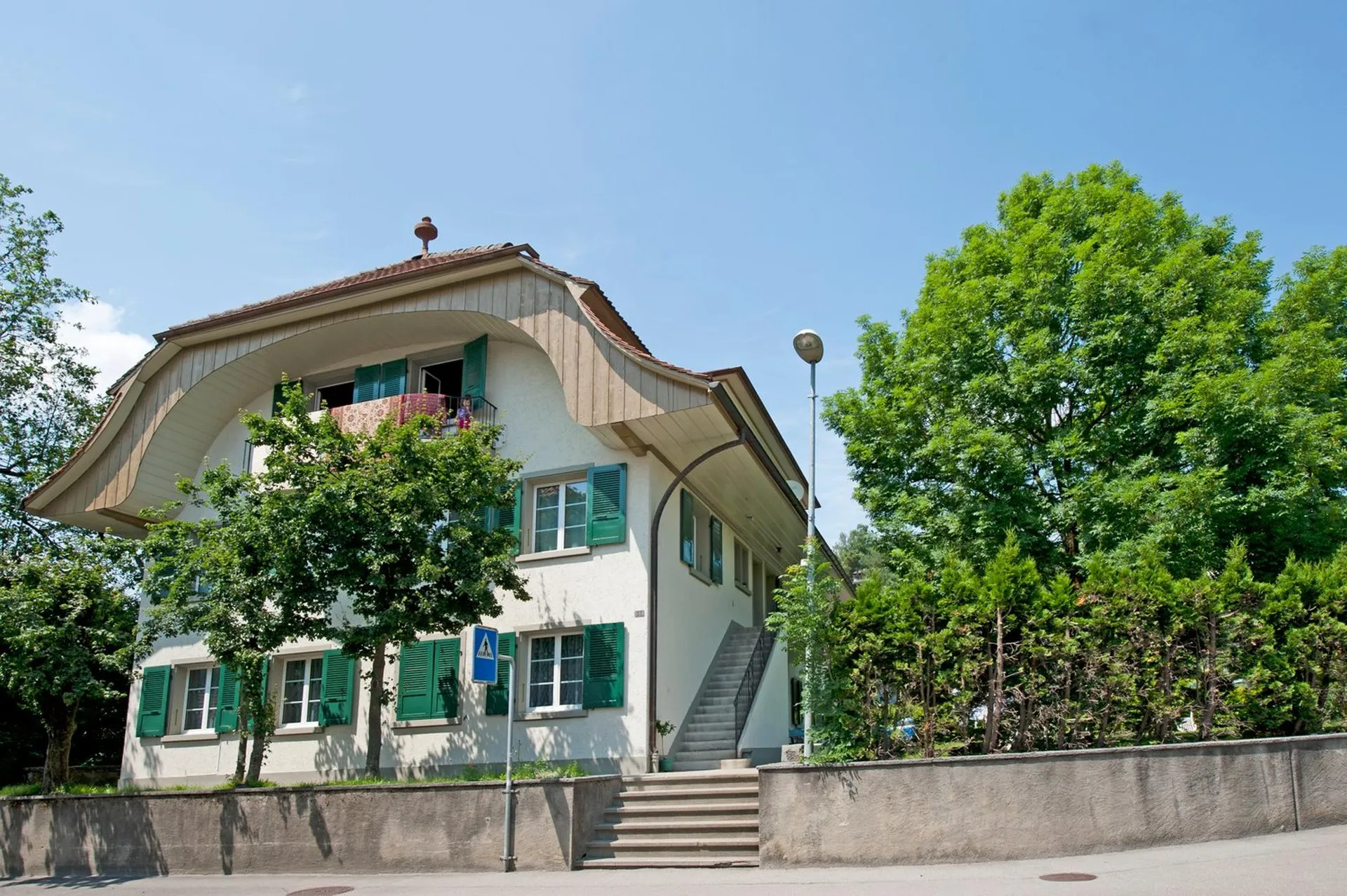 Zentral gelegenes, charmantes Mehrfamilienhaus für Kleinanleger