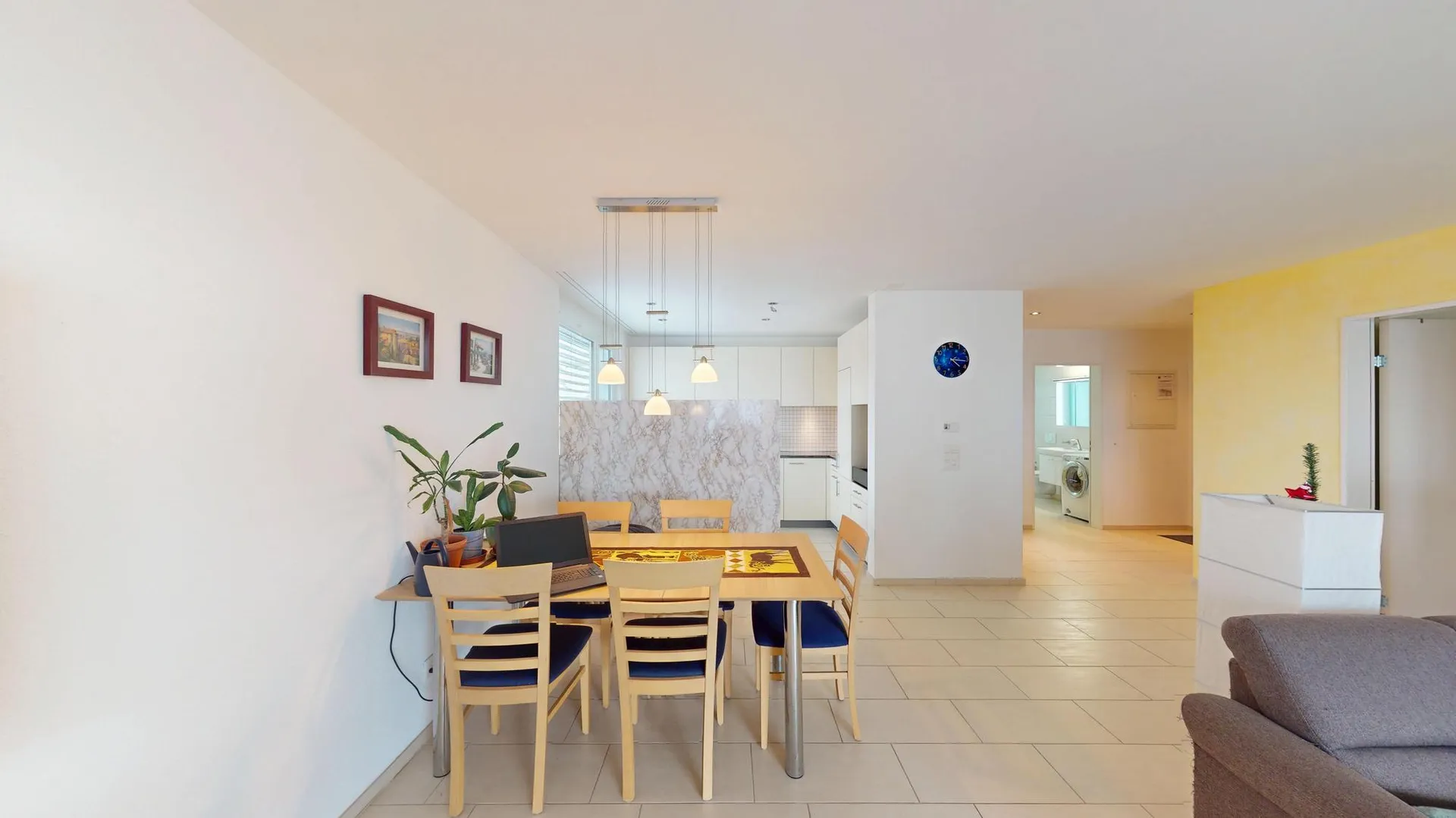 Repräsentative 3.5-Zimmer-Wohnung in Neudorf