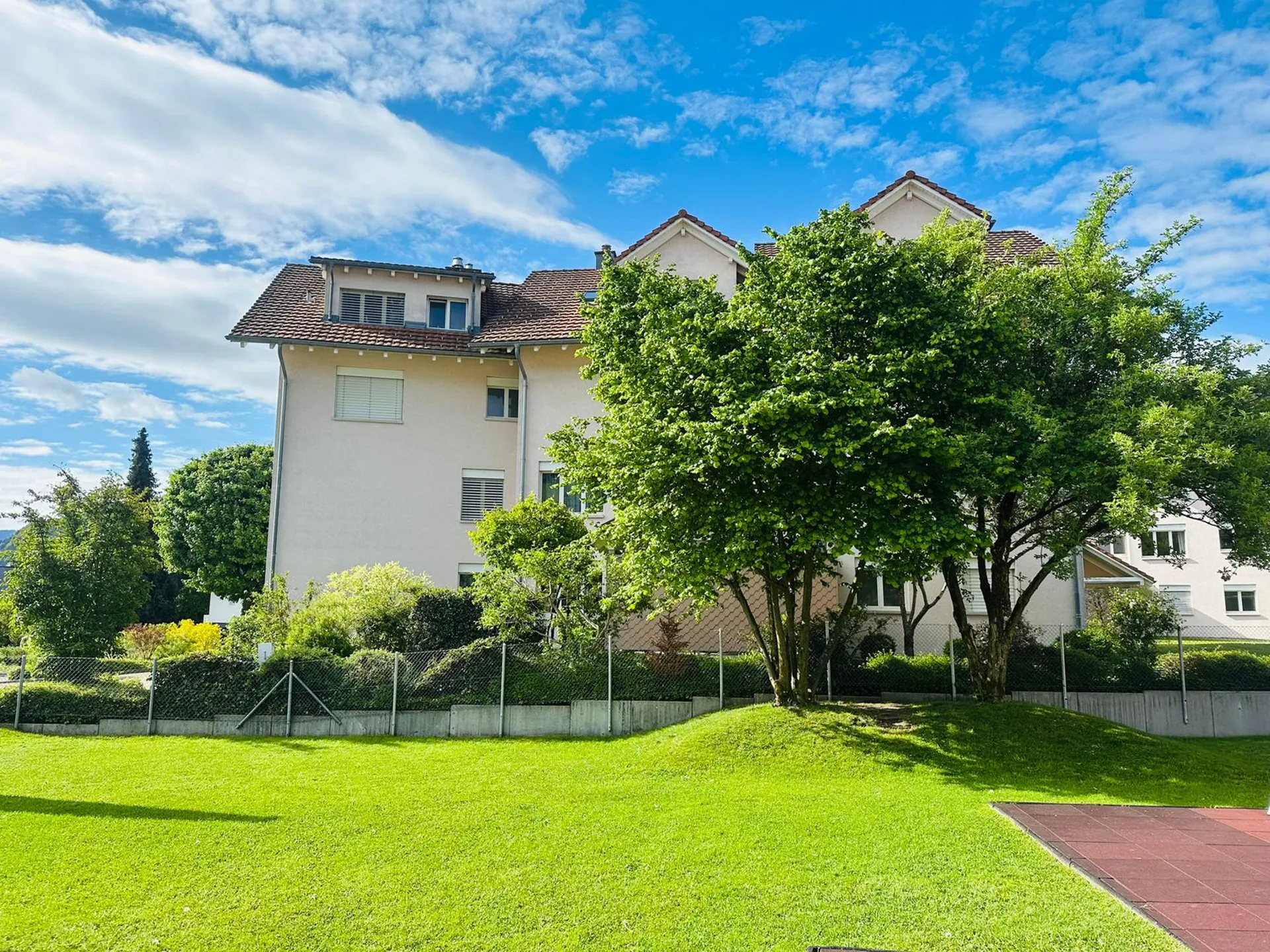 4.5-Zimmerwohnung an ruhiger und attraktiver Lage in Unterägeri