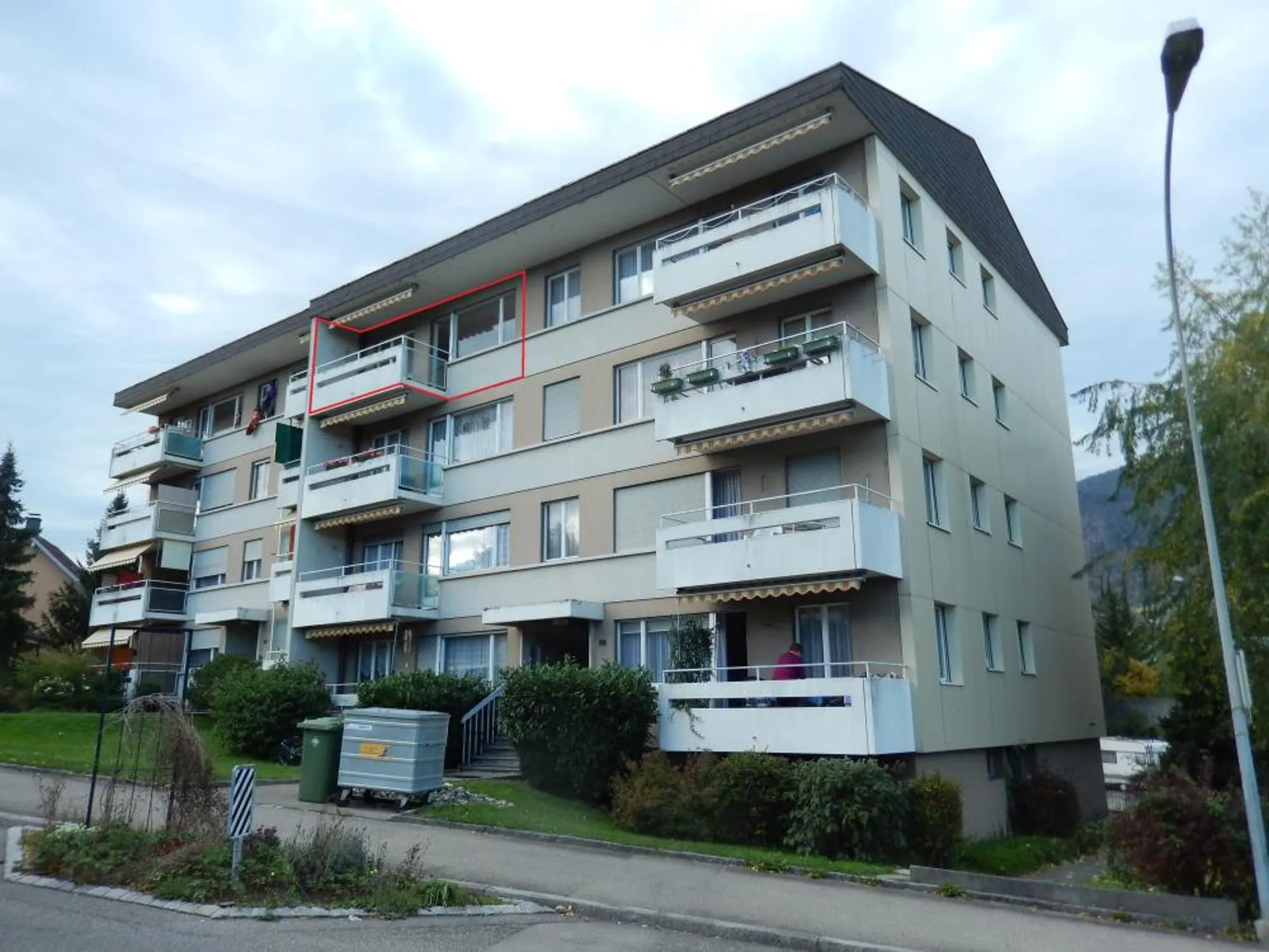 Moderne, grosszügige 3.5 Zimmerwohnung zu vermieten!