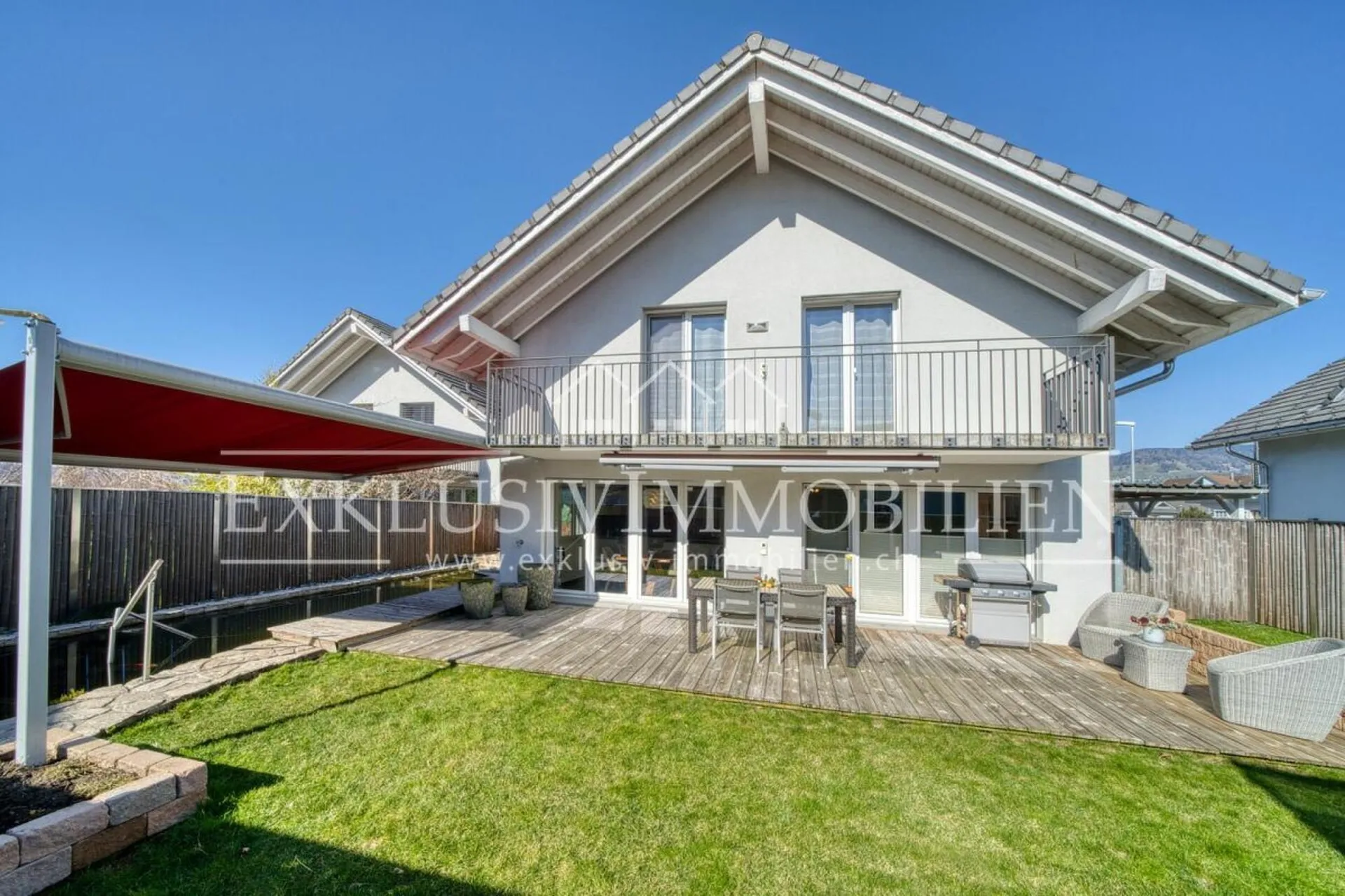 Charmantes Einfamilienhaus mit grosszügigem Aussenbereich in sonniger Lage