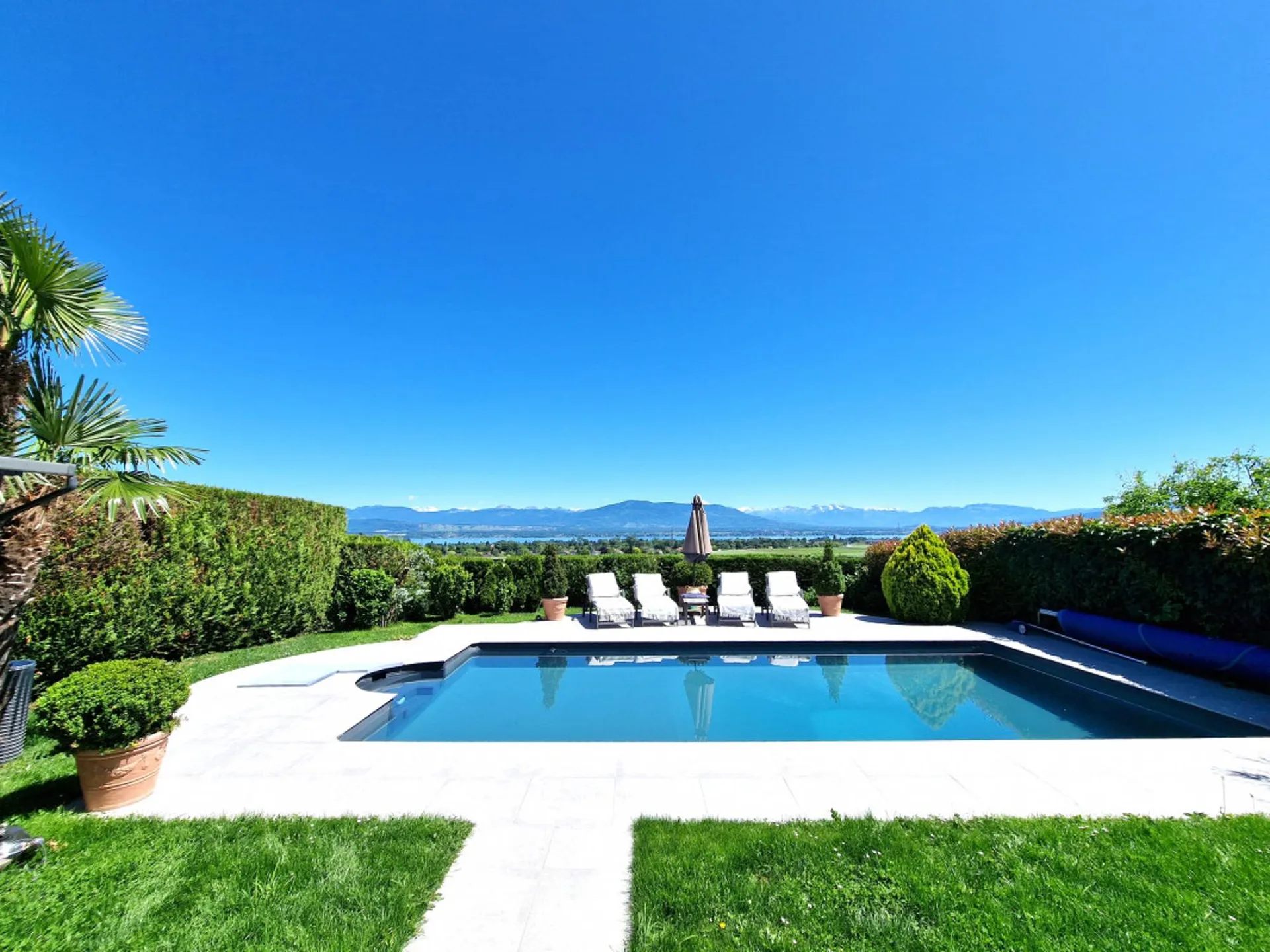 En exclusivité par Abby Bryand Immobilier: Magnifique Villa familiale vue Lac