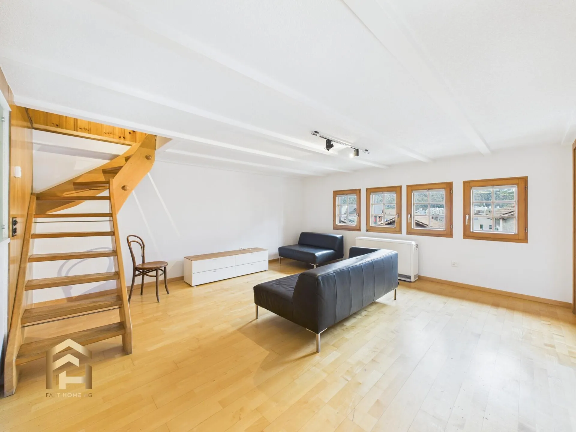 4.5 ZWG mit Atelier und Ausbaupotenzial im Herzen von Naters