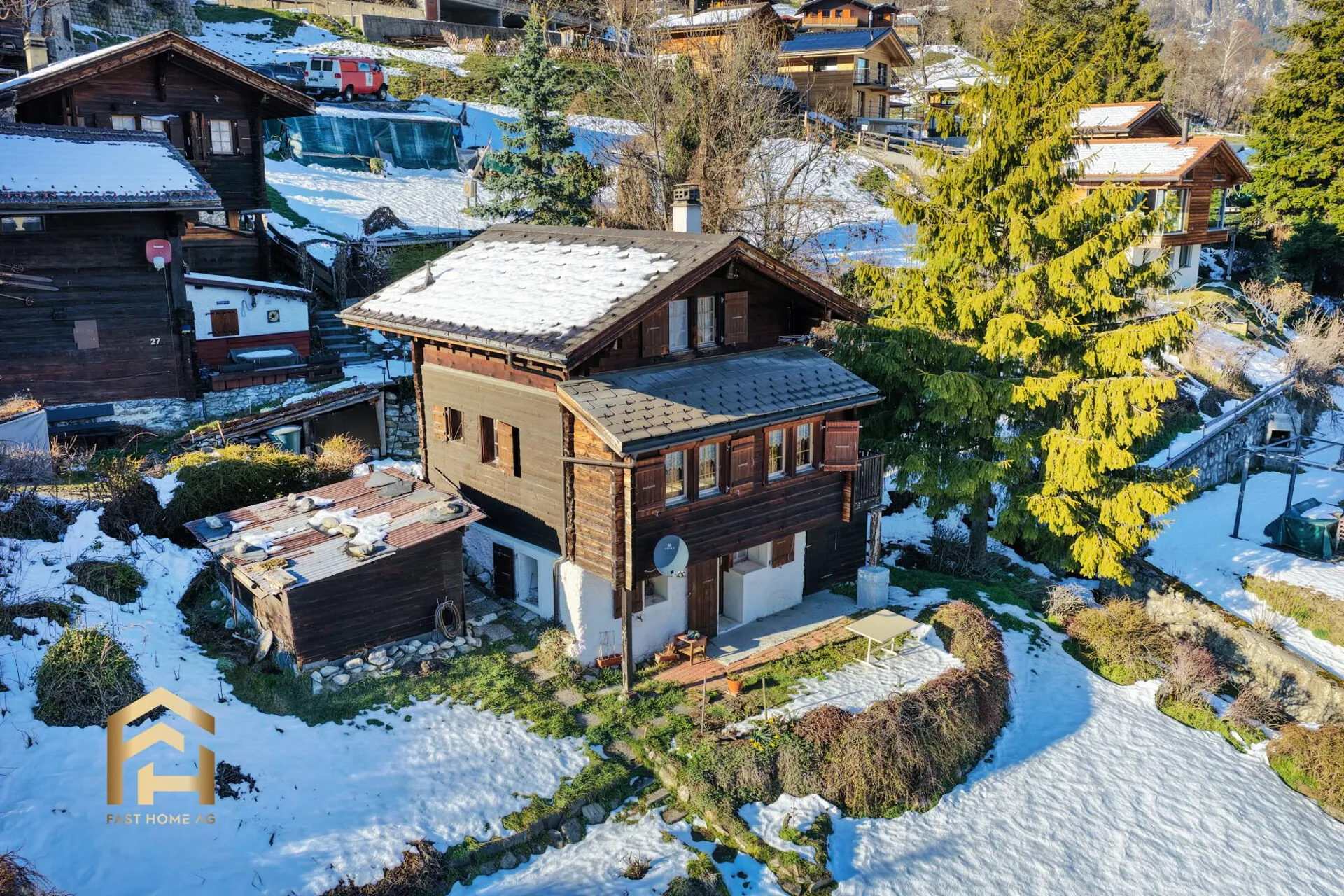 Charmantes Häuschen mit unverbaubarer Aussicht und idyllischem Umschwu