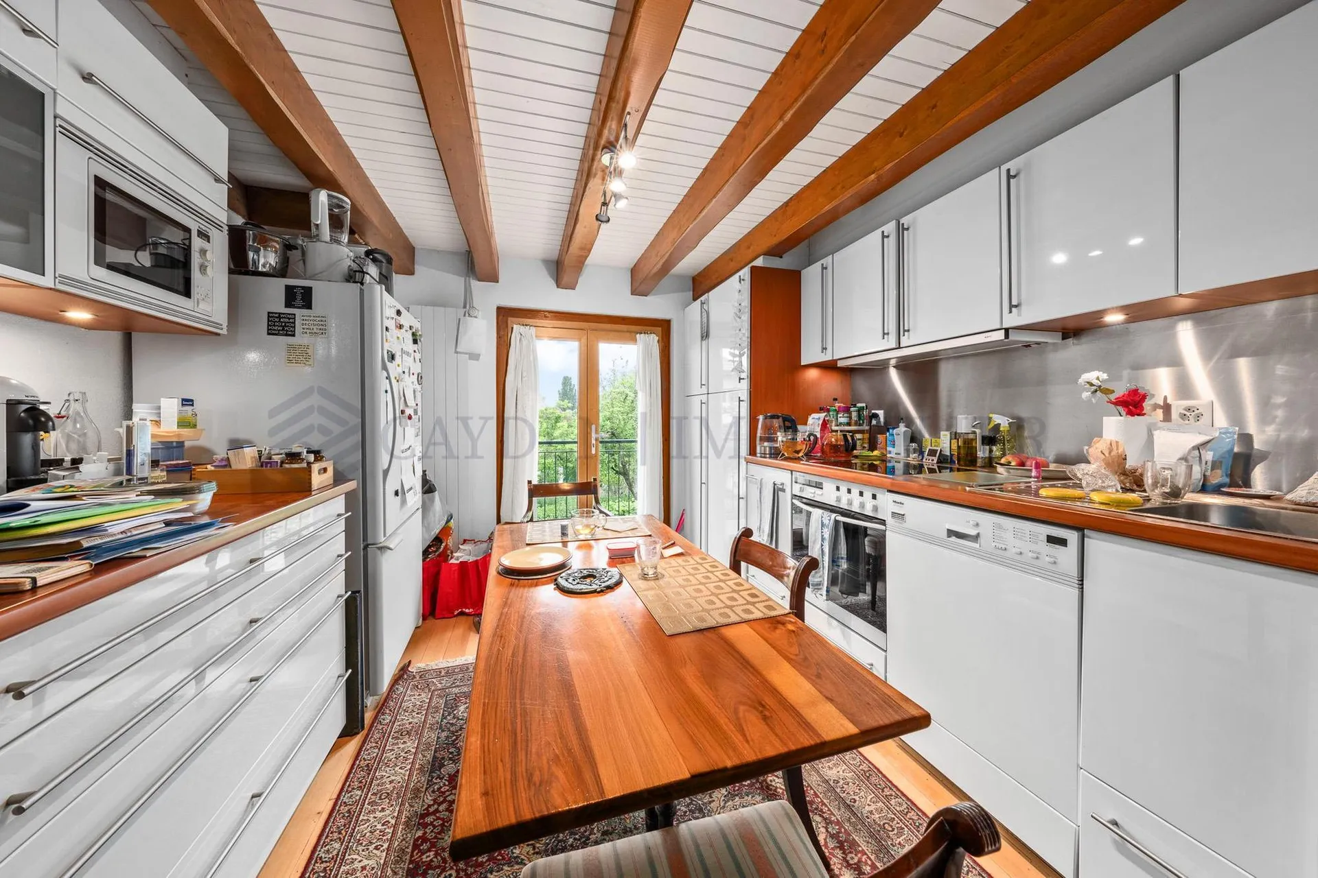 Exclusivité ! Grande maison de village