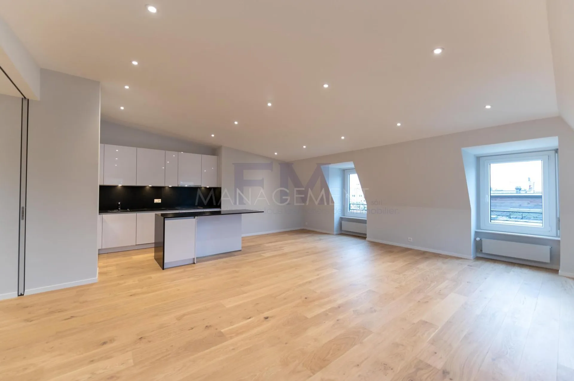Genève ? Rue des Alpes / Cornavin - Appartement rénové ? 4.5 pièces ? env. 106 m²