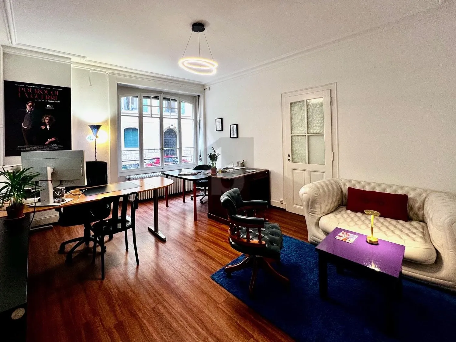 2 BUREAUX CHALEUREUX ET ACCUEILLANTS AUX PÂQUIS