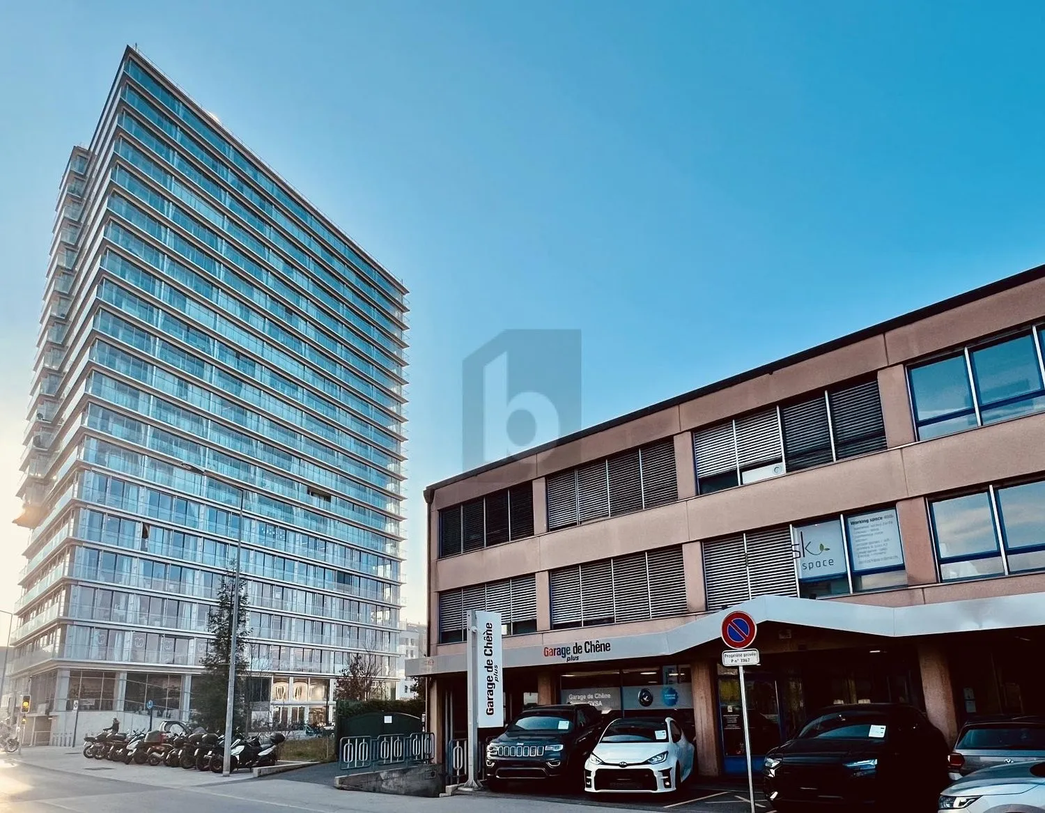 BUREAUX À SOUS-LOUER EN ZONE ARTISANALE