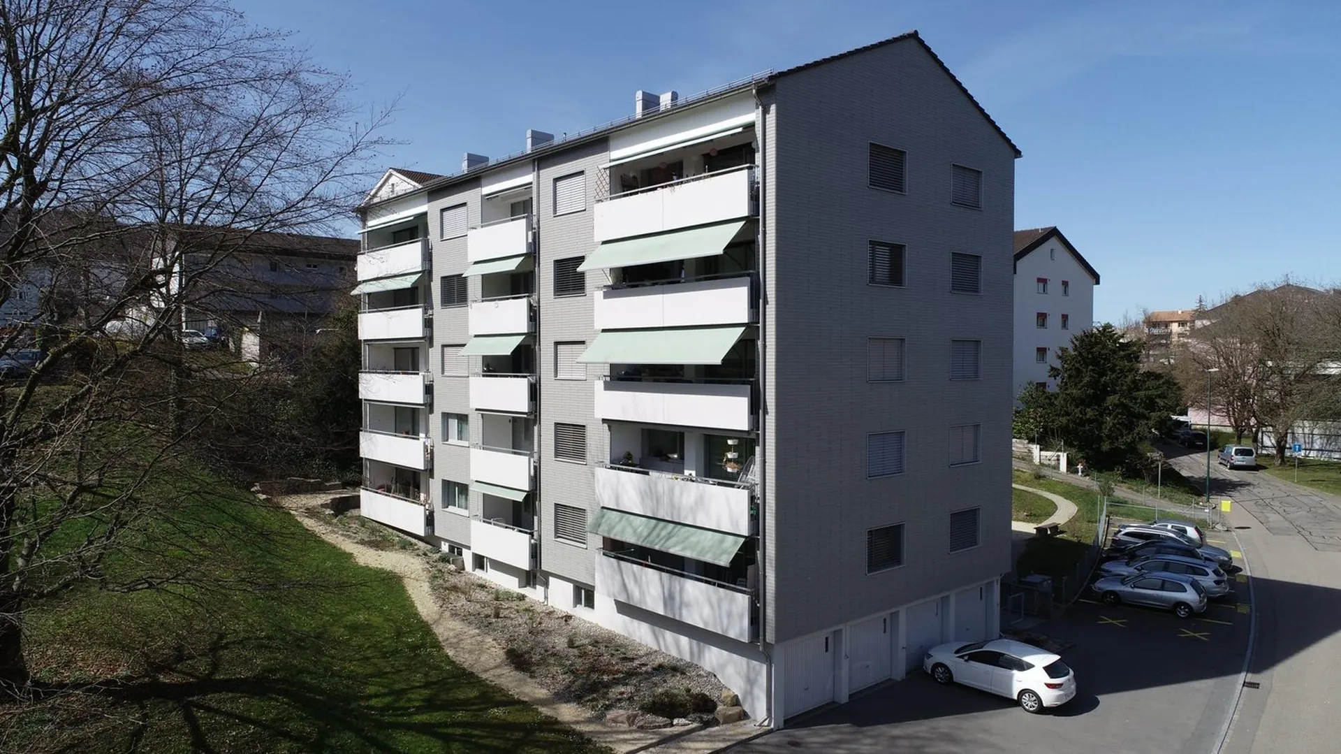 Helle 4.0-Zimmer-Wohnung mit Balkon in Füllinsdorf