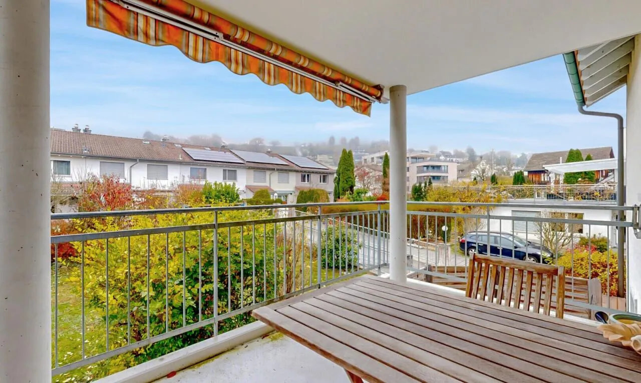 Ideale Wohnlage auf der Breite mit Terrasse und Balkon