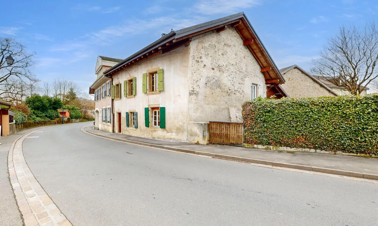 Charmante maison villageoise à rénover au cœur d'Etoy