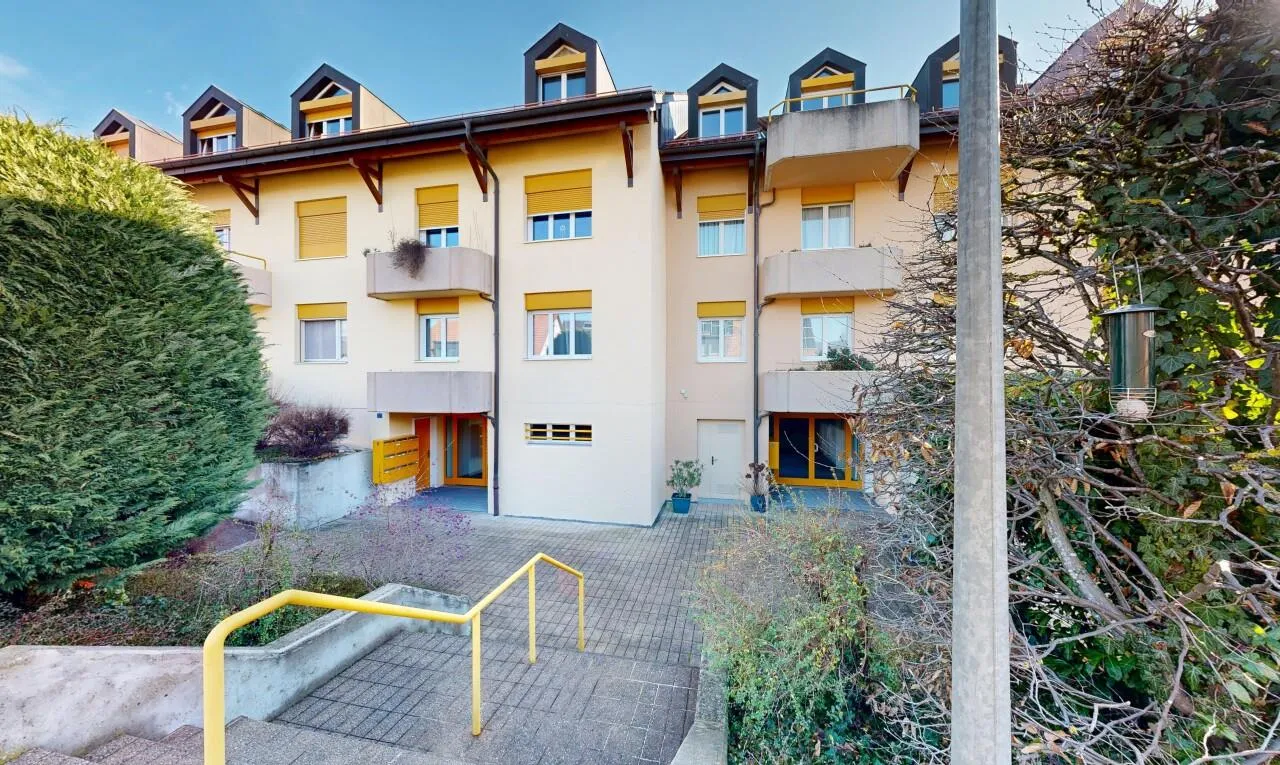 Spacieux duplex en attique à deux pas de la gare