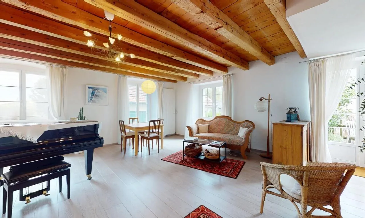 Maison villageoise rénovée avec jardin et fort potentiel