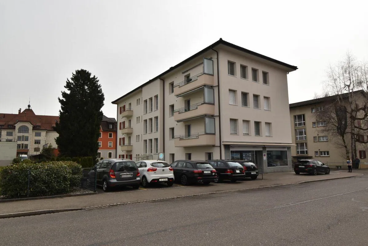 Gemütliche 2.5 Zimmerwohnung in Zentraler Lage