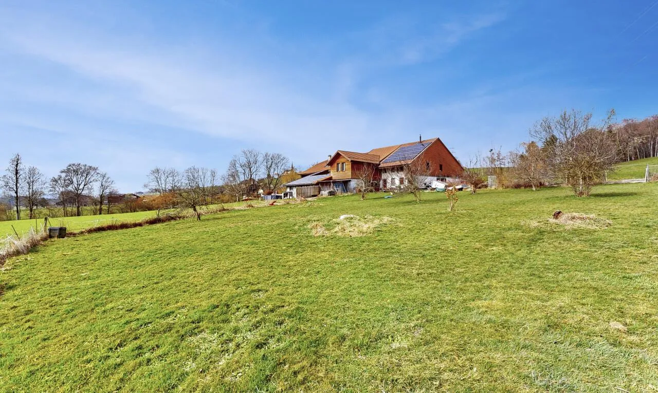 Ancienne ferme rénovée – volumes d’exception et cadre privilégié