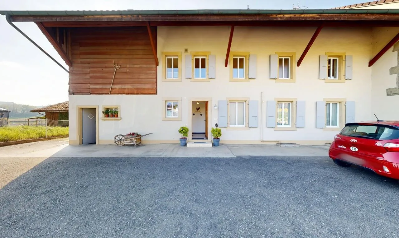 Maison familiale lumineuse avec jardin et fort potentiel