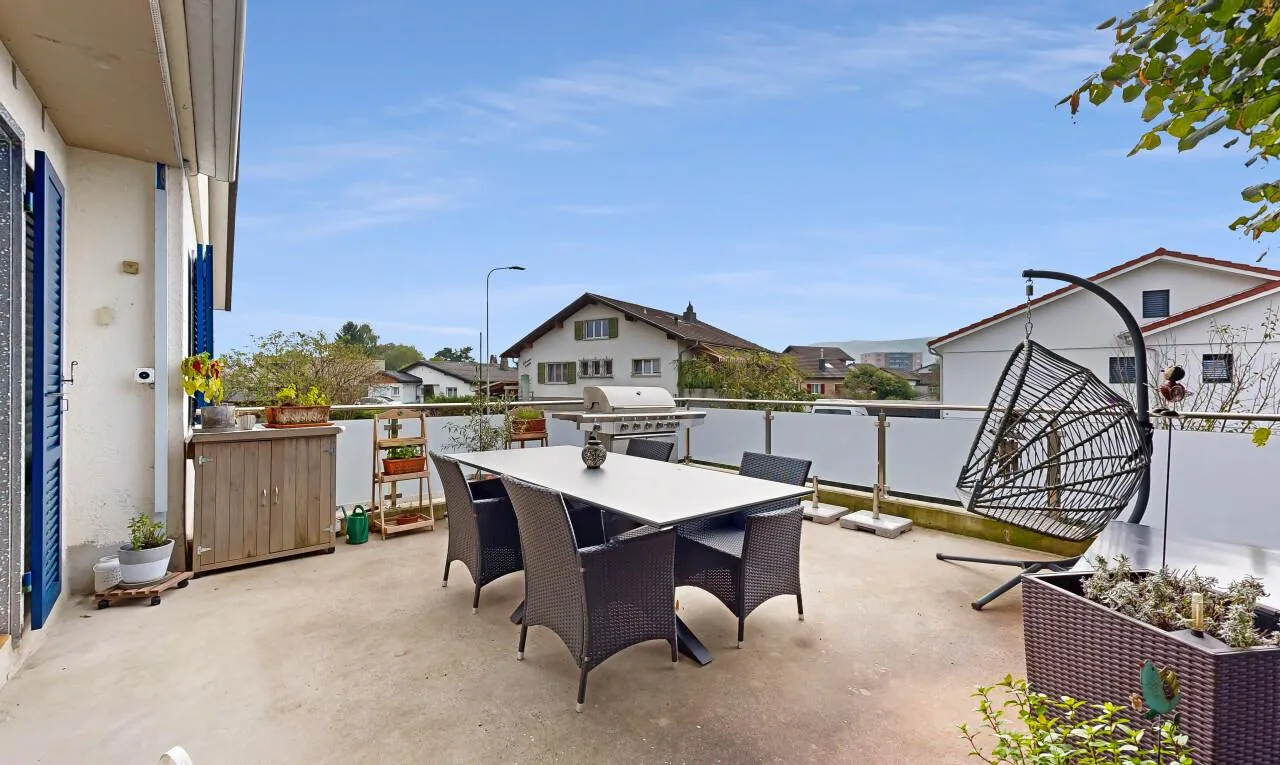 Maison familiale rénovée : Jardin, Terrasse & Potentiel Indépendant